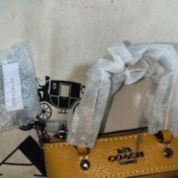 NWT Coach Mini Gallery Tote Bag Charm - Picture 5 of 7